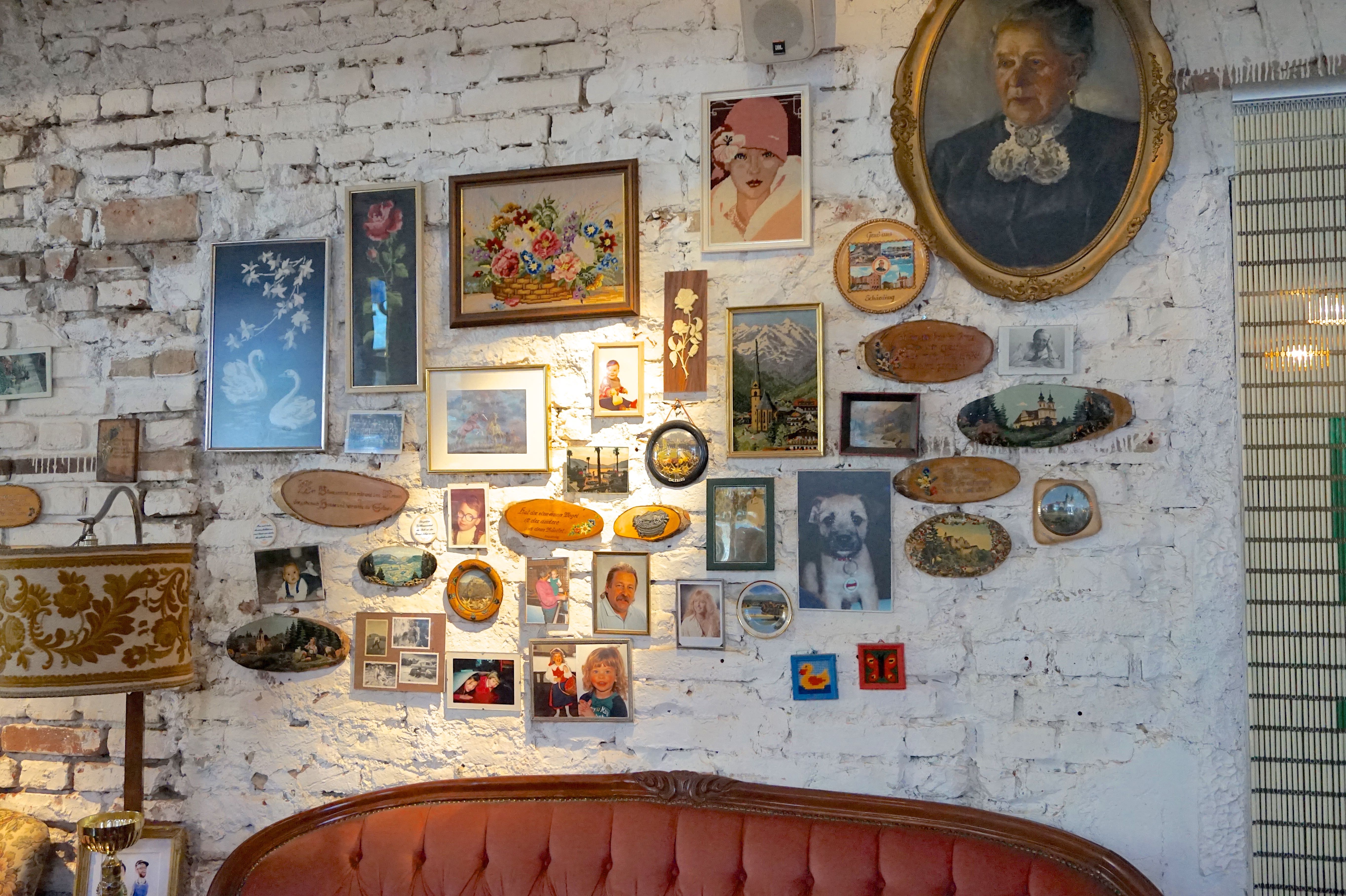 vollpension-cute-vienna-cafe