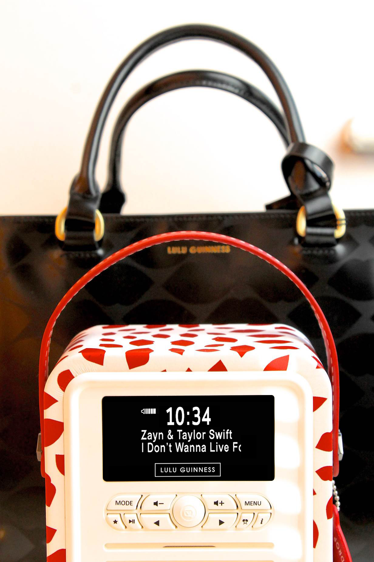 LULU GUINNESS PRINT RETRO MINI RADIO BECBOOP